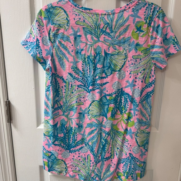 Lilly Pulitzer “Sea Salt and Sun” Pink Blue Green V-Neck Tee – Size Small, EUC - Picture 2 of 2